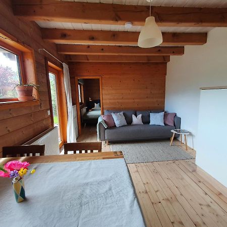 Helle Und Idyllische 2 Zimmer Wohnung Am Rande Von Berlin Bagian luar foto