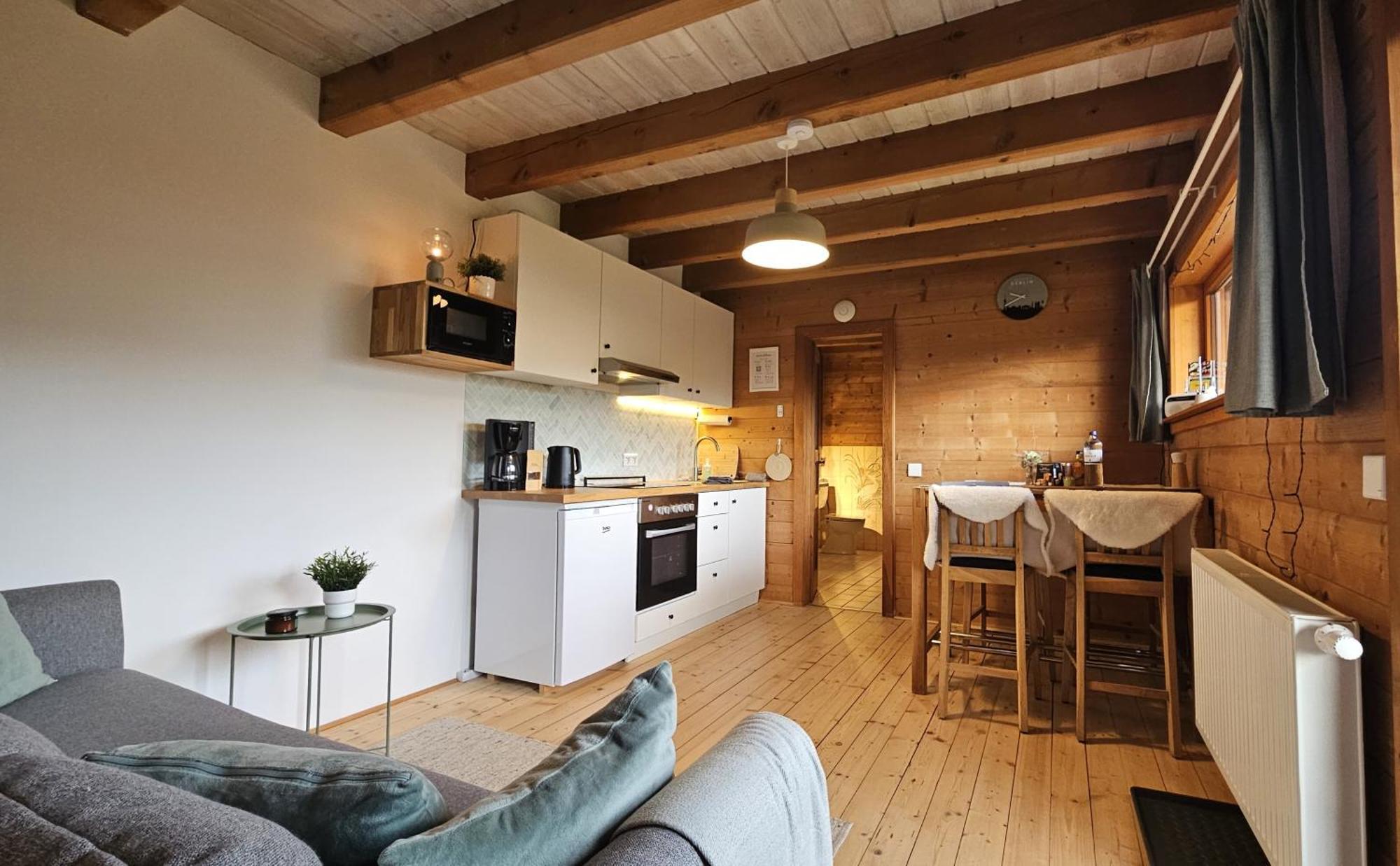 Helle Und Idyllische 2 Zimmer Wohnung Am Rande Von Berlin Bagian luar foto